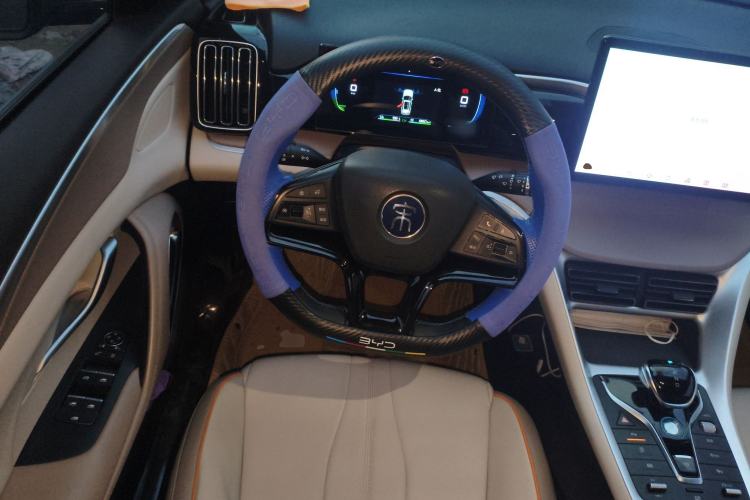 Used BYD Song Pro New Energy 2024 HONOR Edition DM-i 71KM Navigation Model