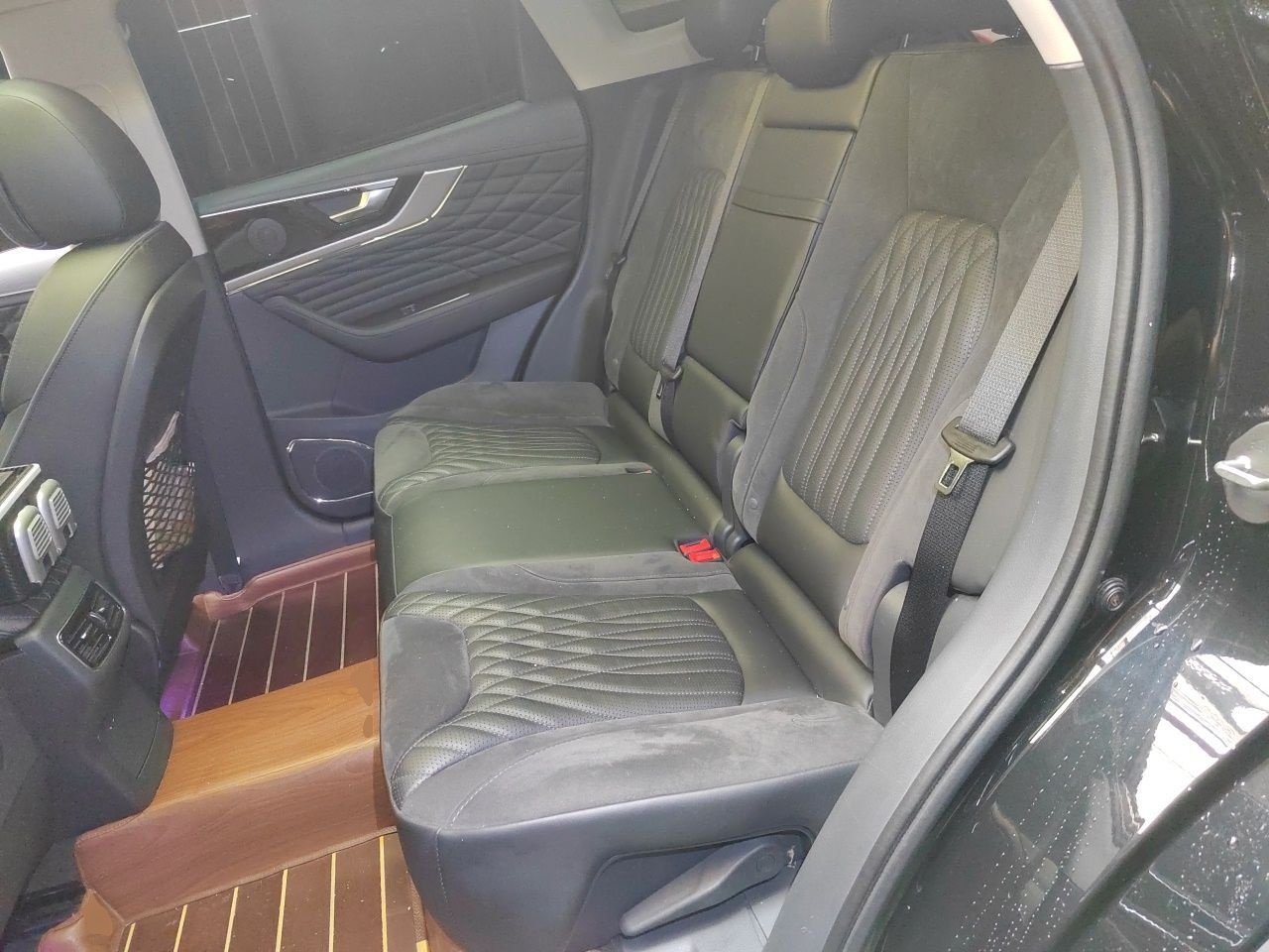Hongqi HS5 2022 Facelifted Version 2.0T Smart Connect Flagship All-Wheel-Drive Edition — снимка 17