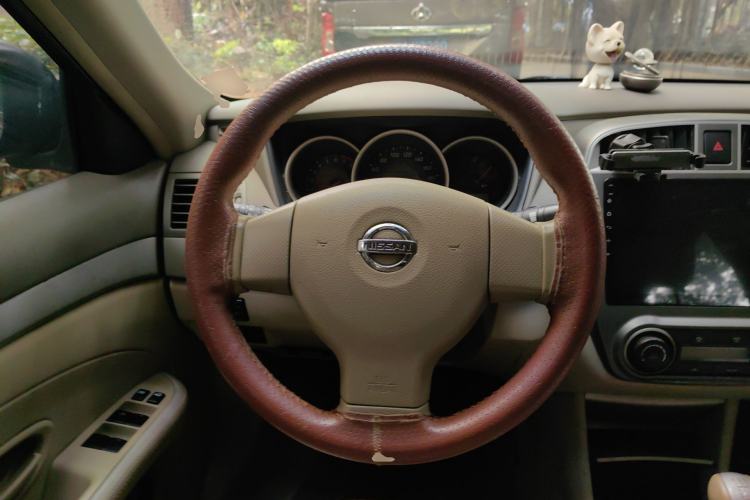 Used Nissan Sylphy 2016 Classic 1.6XE Manual Comfort Edition Steering Wheel