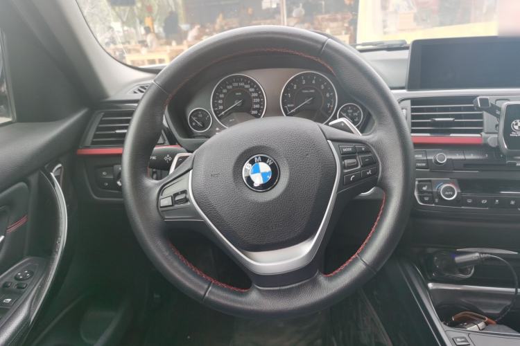 Used BMW 3 Series 2013 320i Sport Edition

