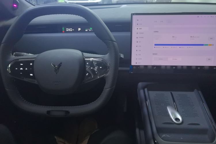 Used VOYAH COURAGE 2024 Four-Wheel Drive Global Edition Center Console