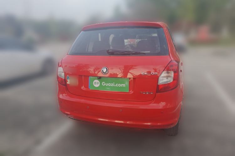 Used Skoda Fabia 2014 1.4L Automatic Crystal Edition
