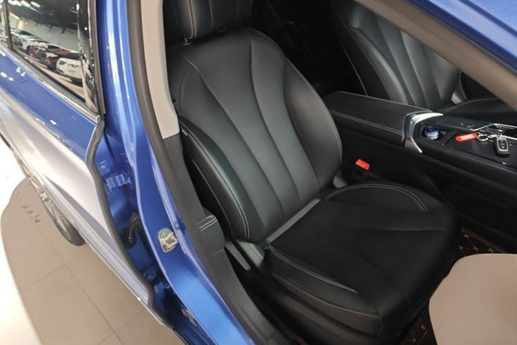 Used Geely Auto Emgrand GT New Energy 2018 1.5T PHEV Yaoxiang Edition Right Front Seat