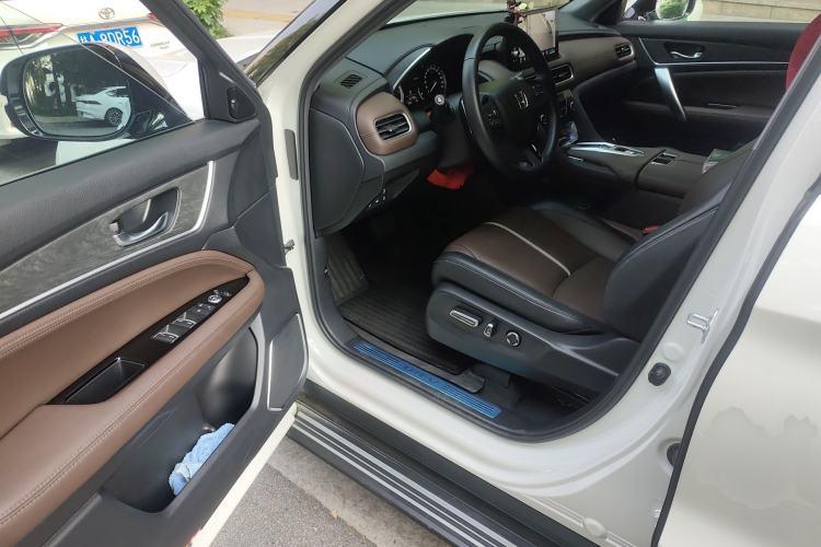 Used Honda UR-V 2024 370TURBO Four-Wheel Drive Deluxe Edition
