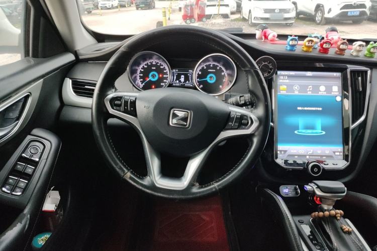 Used Zotye SR7 2016 1.5T CVT Cube Heart Edition China V Standard Steering Wheel