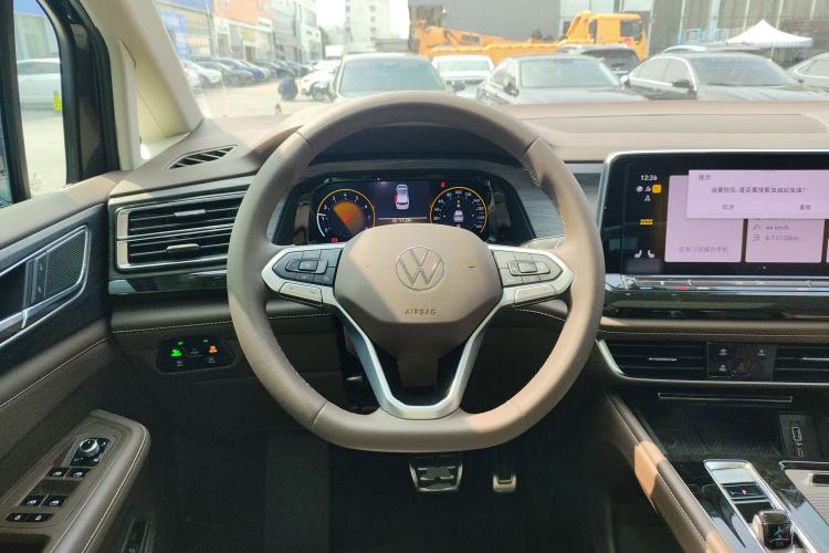 Used Volkswagen Viloran 2024 380TSI Premium Edition Steering Wheel