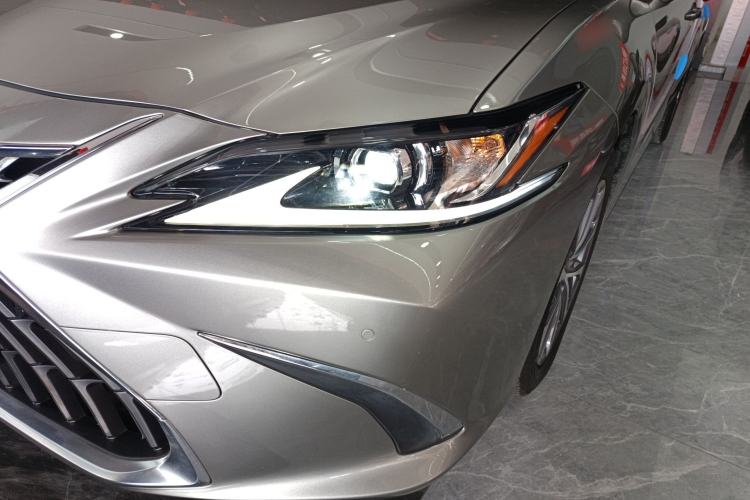Used Lexus ES 2021 200 Excellence Edition
