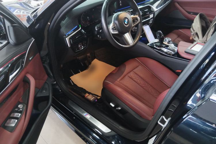 Used BMW 5 Series 2022 Restyled 530Li Leading Edition M Sport Package
