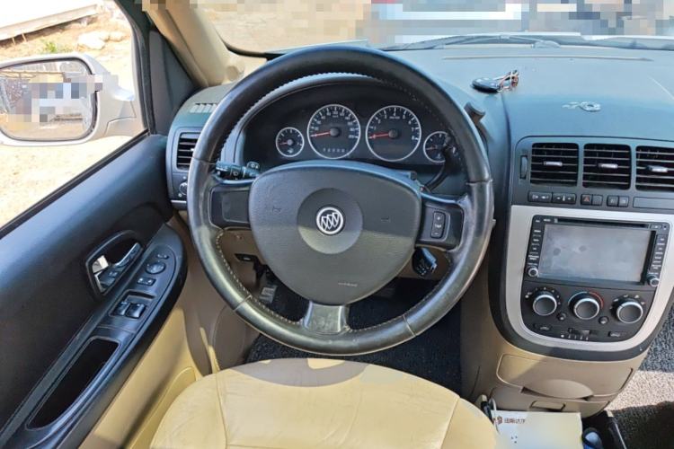 Used Buick GL8 2013 2.4L Executive Edition Steering Wheel