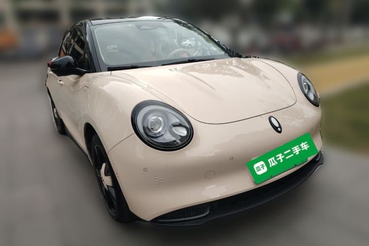 Used ORA Good Cat 2021 500km Long-Range Poseidon Edition Lithium-Ion Battery Front Right 45 Deg