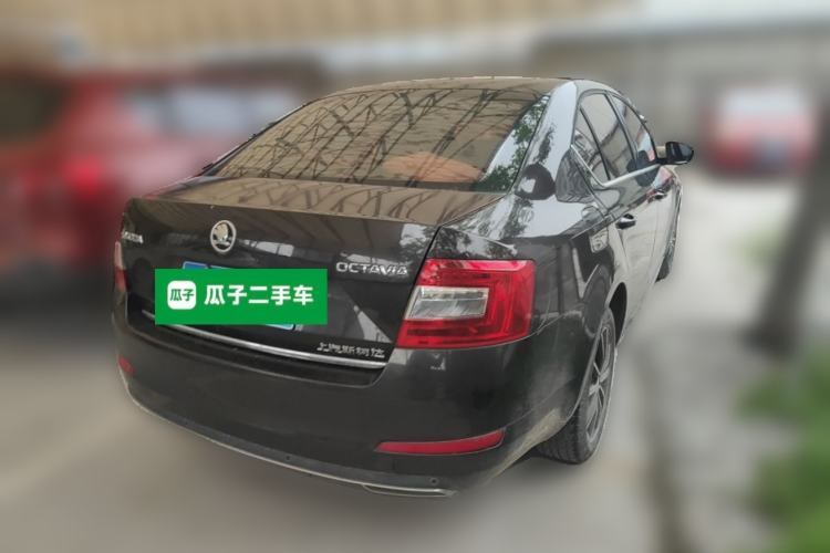 Used Skoda Octavia 2017 1.6L Manual Smart Drive Edition Rear Right 45 Deg