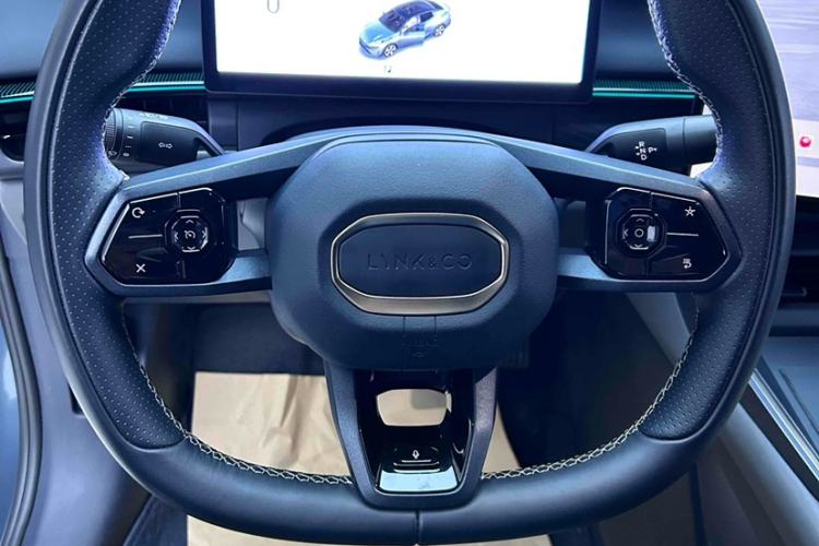 Used Lynk & Co 07 2024 EM-P 126 Long-Range Ultra
