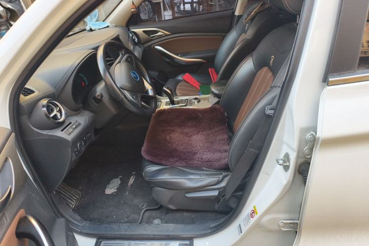 Used BYD Song New Energy 2017 Song DM 1.5TID All-Wheel Drive Luxury Model Left Front Seat