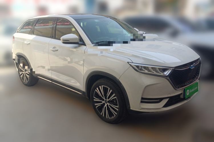 Used CHANGAN OSHAN X7 2020 1.5T Automatic Luxury Version Front Right 45 Deg