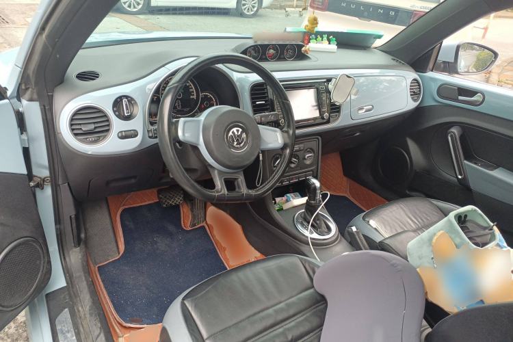 Used Volkswagen Beetle 2013 1.2TSI Comfort Model Center Console