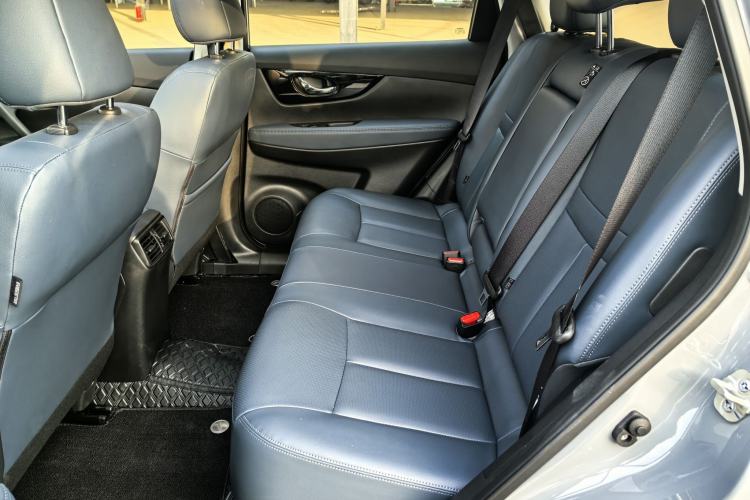 Used Nissan X-Trail 2025 Honor 2.0L Two-Wheel Drive Leading Edition