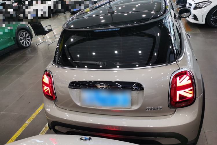 Used MINI MINI 2023 Updated 1.5T COOPER Artist