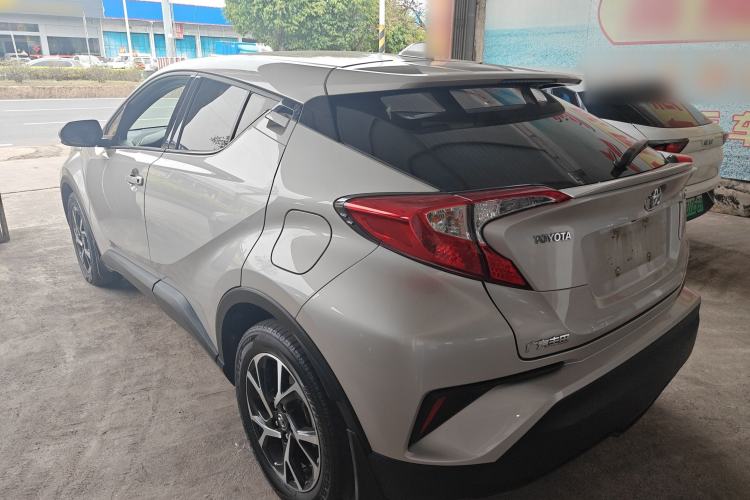 Used Toyota C-HR 2020 2.0L Leading Edition Rear Left 45 Deg
