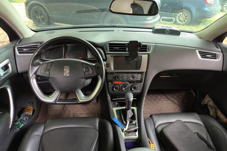 Used DS 5LS 2014 1.6T Luxury Edition THP160