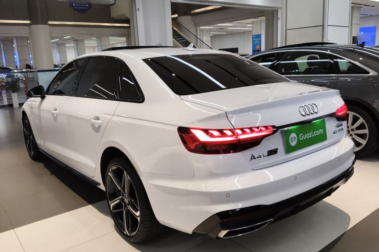 Used Audi A4L 2025 2 Million Units Enjoyment Version 40 TFSI Luxury Dynamic Edition Exterior 2