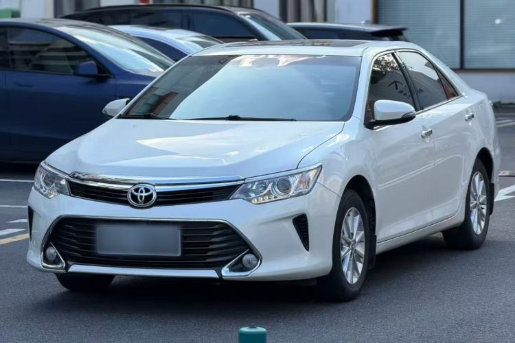 Used Toyota Camry 2016 2.0G 10th Anniversary Leading Edition
