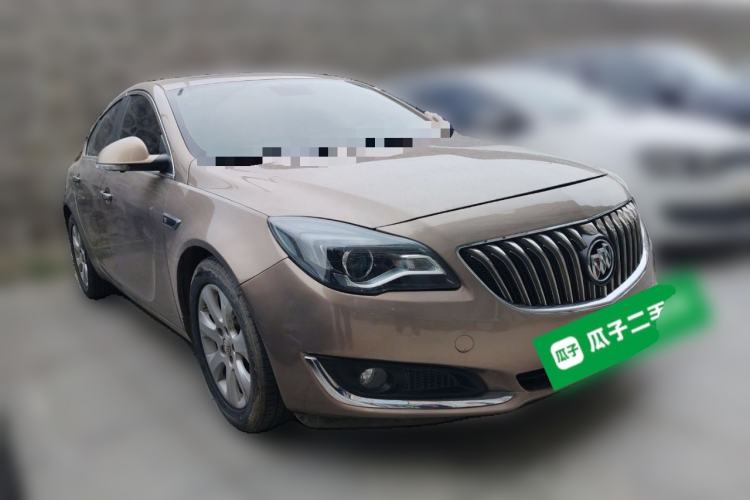 Used Buick Regal 2015 1.6T Elite Tech Model Front Right 45 Deg