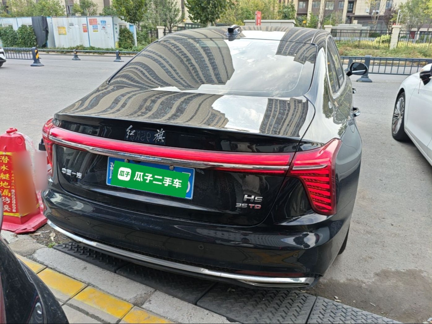 Hongqi H5 2024 1.5T DCT Smart Connect Flagship Edition - Chinese Trim Yun — снимка 5