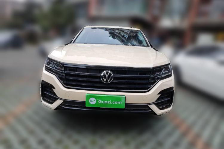 Used Volkswagen Touareg 2021 2.0 TSI Ruiyi Edition Front