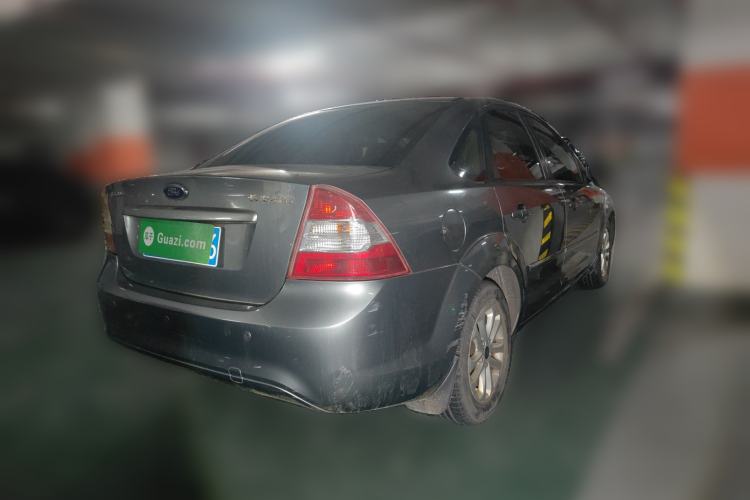 Used Ford Focus 2011 Sedan 1.8L Automatic Fashion Edition
