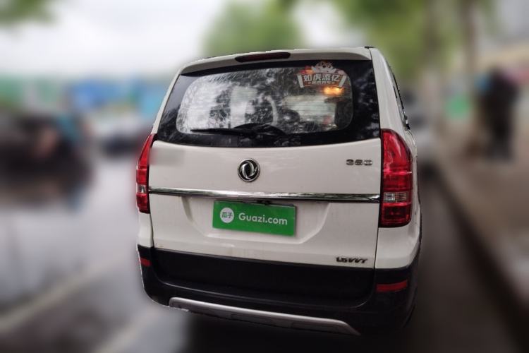 Used Dongfeng Fengon 360 2015 1.5L Manual Luxury 7-Seater China IV Standard Rear