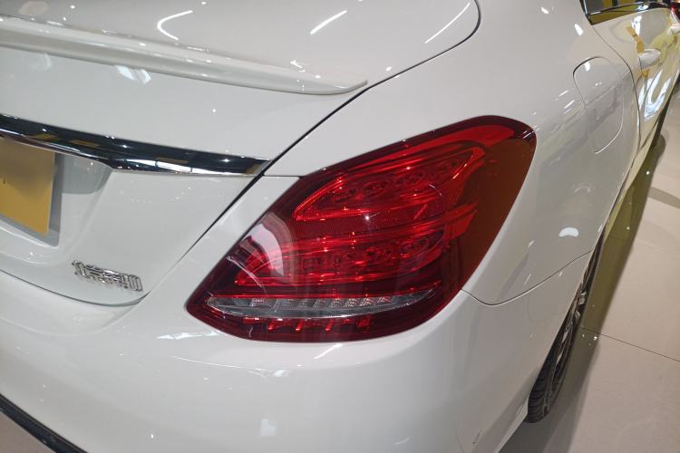 Used Mercedes-Benz C-Class 2018 C 200 Sport Edition Exterior 3