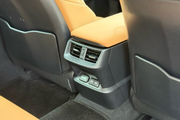 Used Lexus ES 2023 200 Excellence Edition