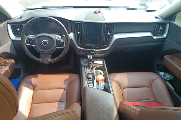 Used Volvo XC60 2019 T5 4x4 Zhiyuan Edition China VI Standard
