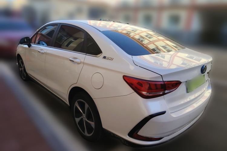 Used BAIC Beijing EU5 2018 R550 Smart Trend Edition
