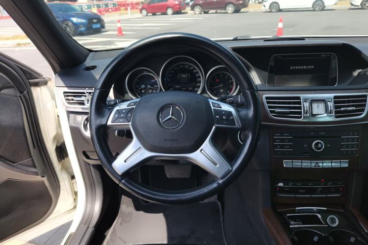 Used Mercedes-Benz E-Class 2015 Facelift E 200 L