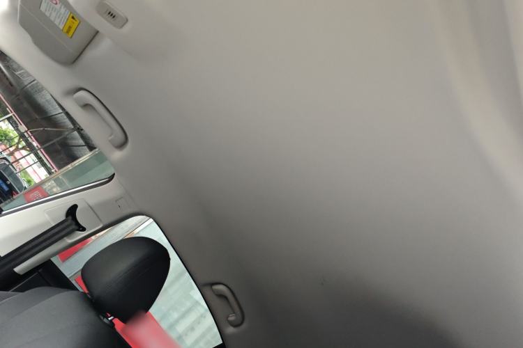 Used Roewe i5 2023 1.5L Manual Comfort Edition