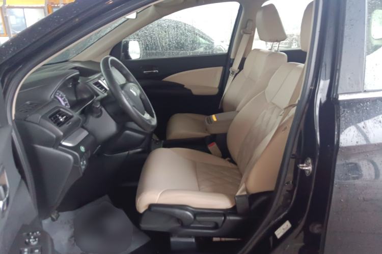 Used Honda CR-V 2016 2.0L two-wheel drive Urban Edition Left Front Seat