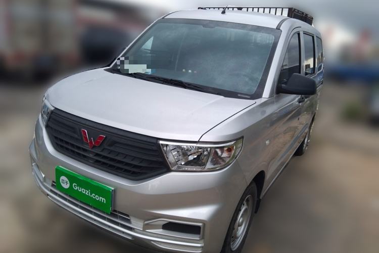 Used Wuling Hongguang V 2022 1.5L Jingqu Version Hydraulic Power Steering LAR