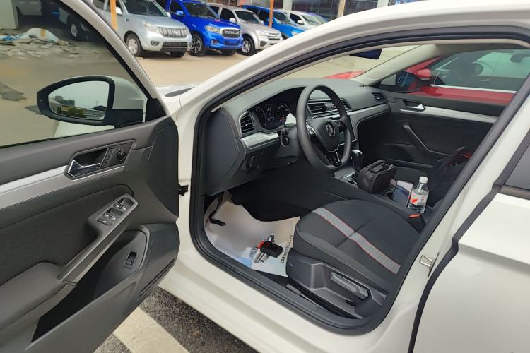 Used Volkswagen Lamando 2019 230TSI DSG Fashion Edition China VI