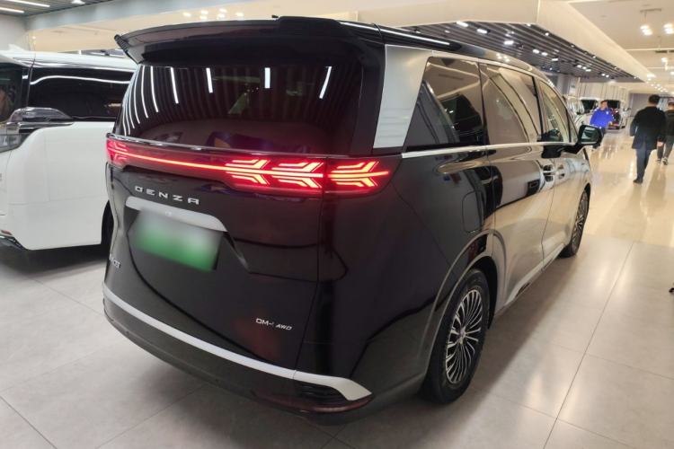 Used Denza D9 2024 DM-i 980 Four-Wheel Drive Flagship Model