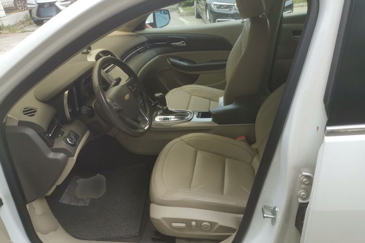 Used Chevrolet Malibu 2014 2.4L Automatic Luxury Edition Left Front Seat
