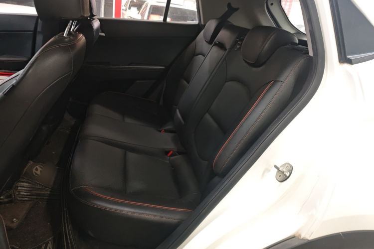 Used Hyundai ix25 2016 1.6T Dual-Clutch Two-Wheel-Drive Deluxe DLX Model