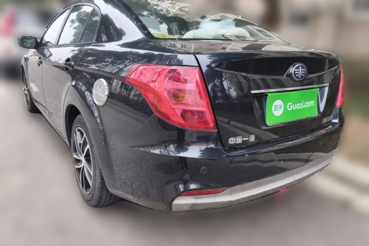 Used Bestune B50 2013 1.6L automatic luxury version
