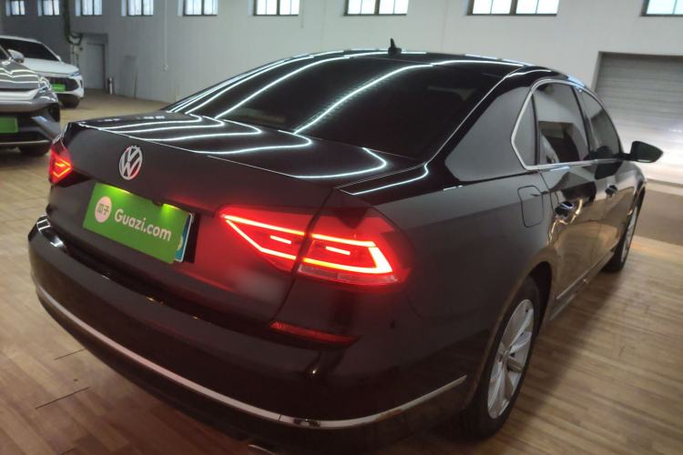 Used Volkswagen Passat 2016 330TSI DSG Luxury Edition
