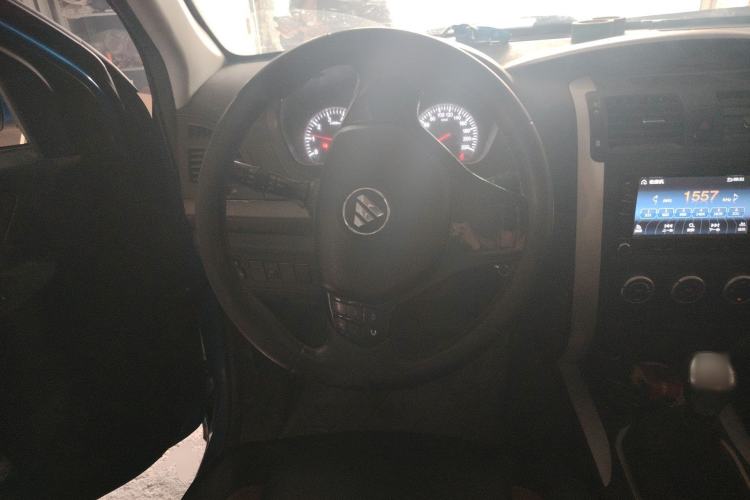 Used Foton Tunland 2018 2.4L E5 Two-Wheel Drive Elite Version Long Wheelbase 4G69S4M
