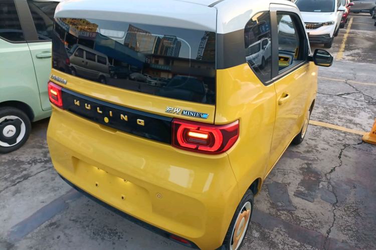 Used Wuling Hongguang MINIEV 2021 Macaron Premium Model – Lithium Iron Phosphate
