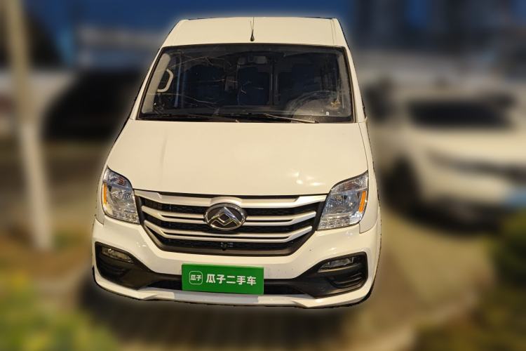 Used SAIC MAXUS Xintu V80 2024 Aotong Value Edition 6MT Long-Wheelbase Mid-Roof Model with 127 Ps Available in 6/7/8/9-Seater Configurations
