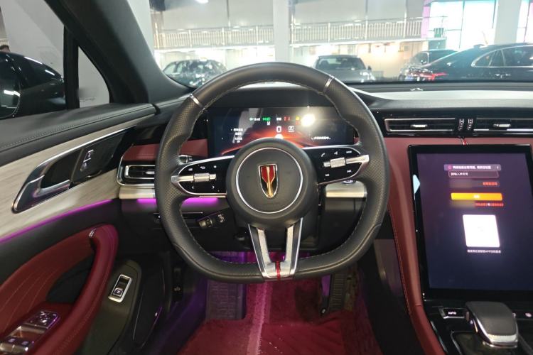 Used Hongqi H5 2025 2.0T Automatic Xuan Ying Edition Steering Wheel
