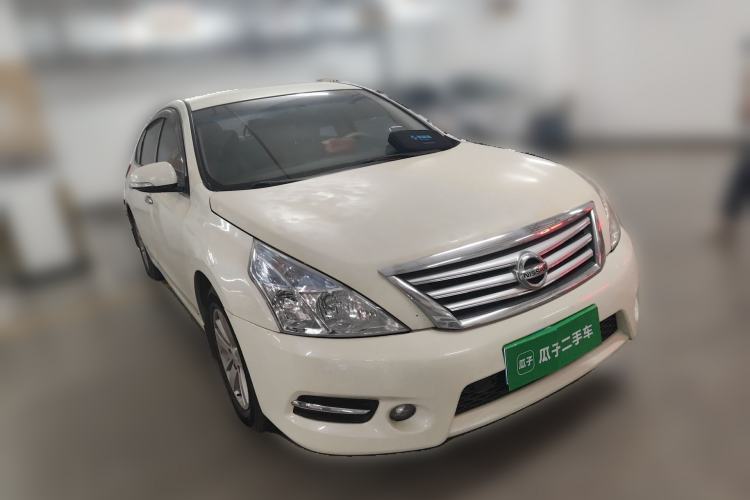 Used Nissan Teana 2011 2.0L XL Comfort Edition Front Right 45 Deg