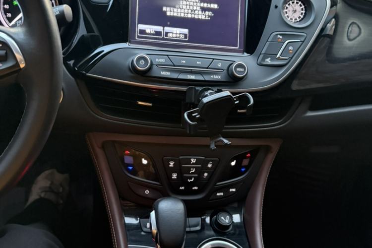 Used Buick Envision 2018 20T Two-Wheel Drive Luxury Model